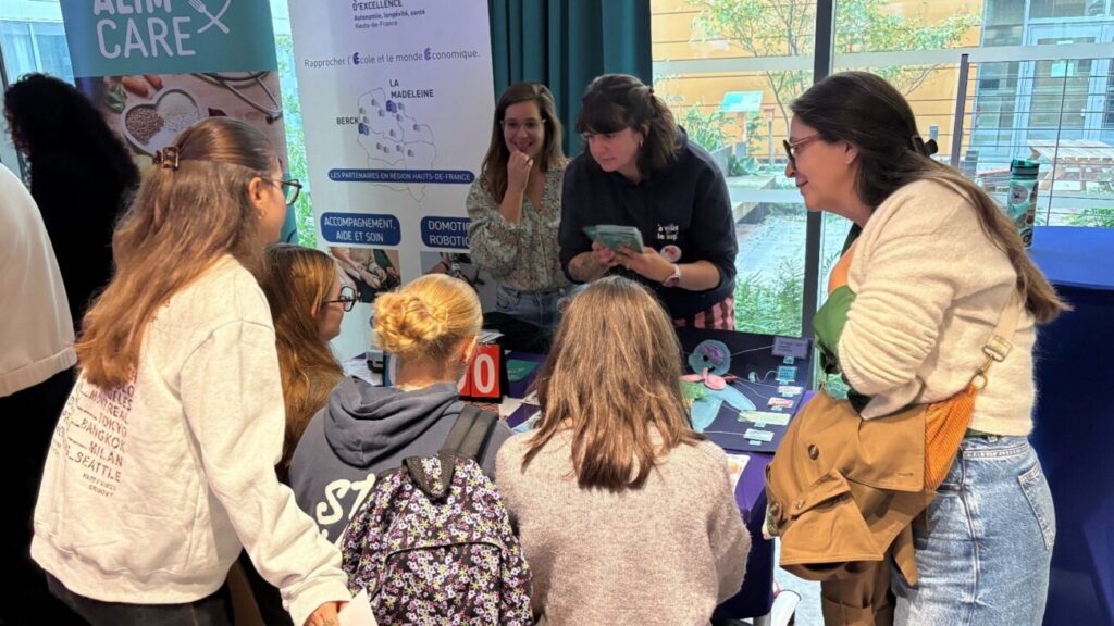 journée de découverte des métiers de l'Autonomie, du handicap et du soin organisée par le Département du Nord pour les collégiens de la Métropole de Lille